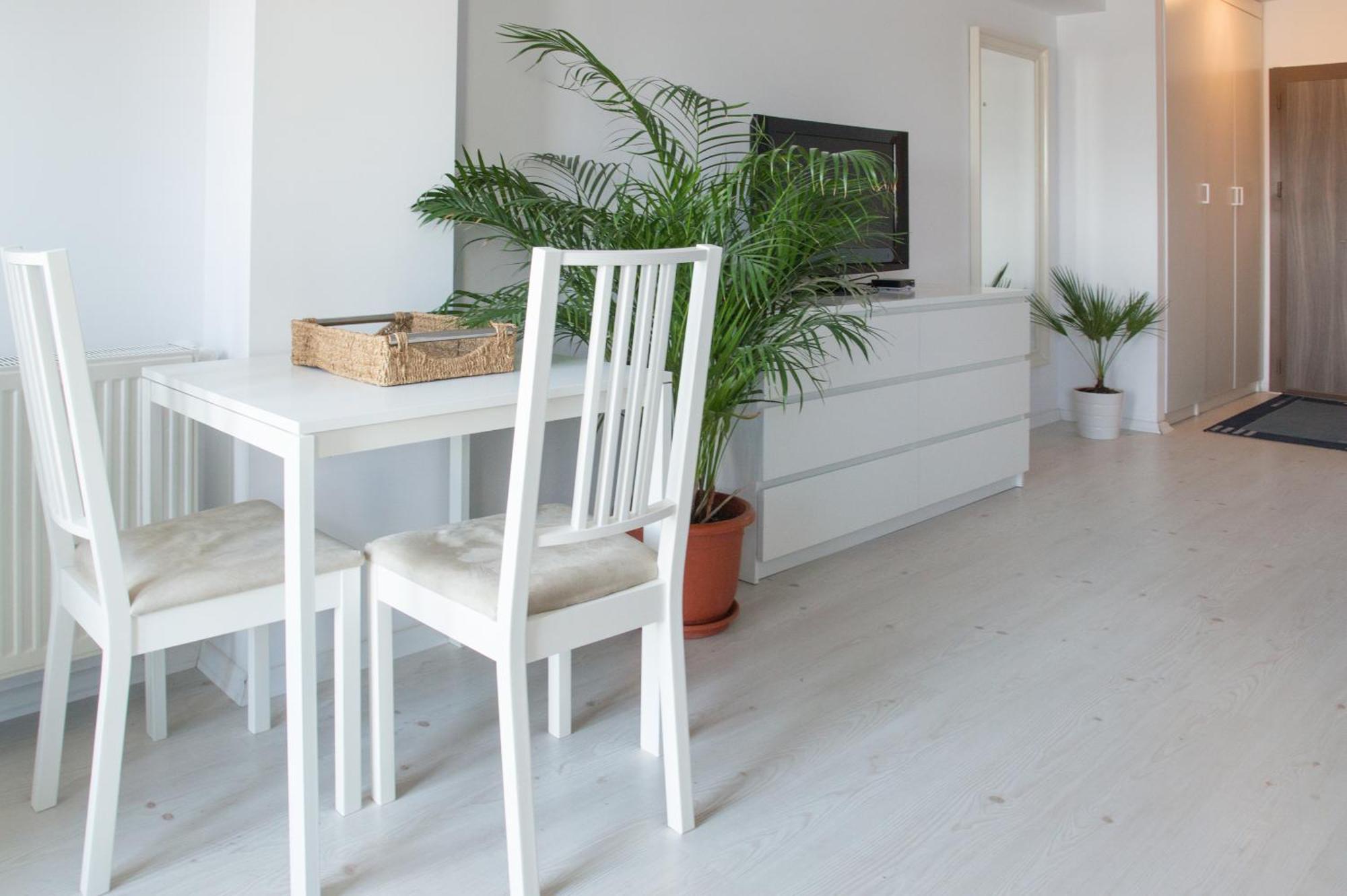 Airport Residence - 5 Mins From Airport Отопени Екстериор снимка