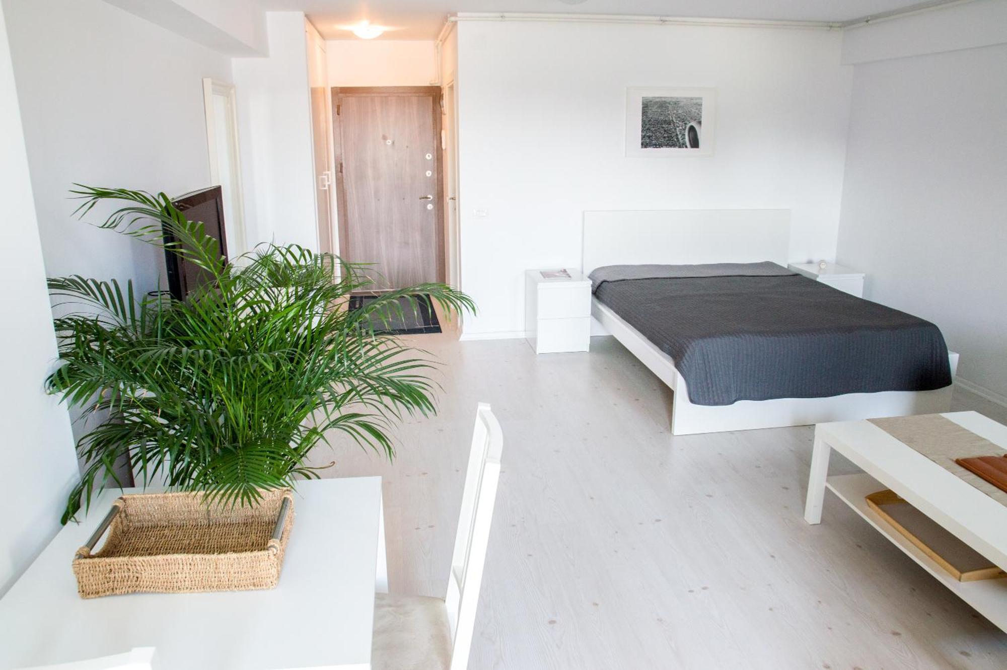 Airport Residence - 5 Mins From Airport Отопени Екстериор снимка